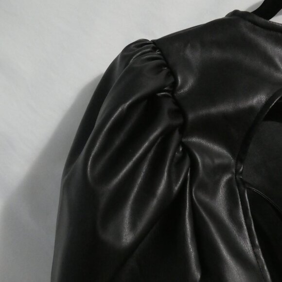 DIVIDED H&M | medium | Black Laced Detail Top | Puff Sleeve NWOT - Picture 11 of 16